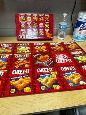 500-Piece Red Puzzle - Brand